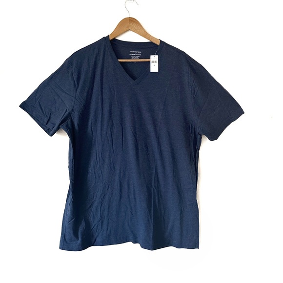 Banana Republic Premium Wash V-neck Blue Short Sleeve Tee - Picture 1 of 3